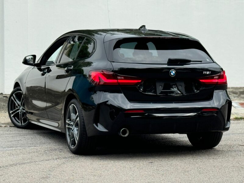 BMW 118i M SPORTS 2019