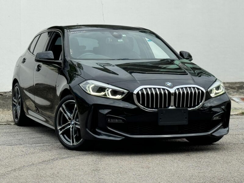 BMW 118i M SPORTS 2019