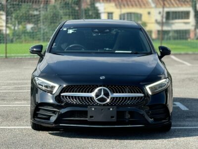 MERCEDES BENZ A180 STYLE AMG LINE 2020