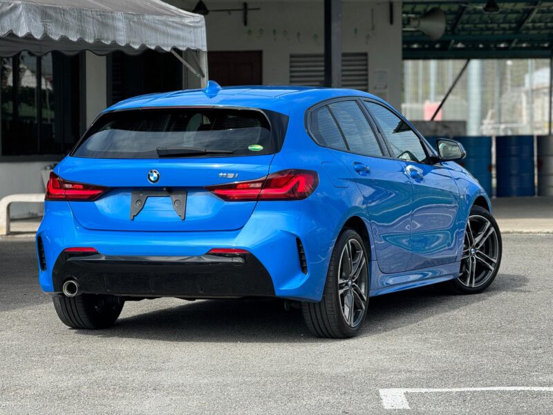 BMW 118i M SPORTS 2019