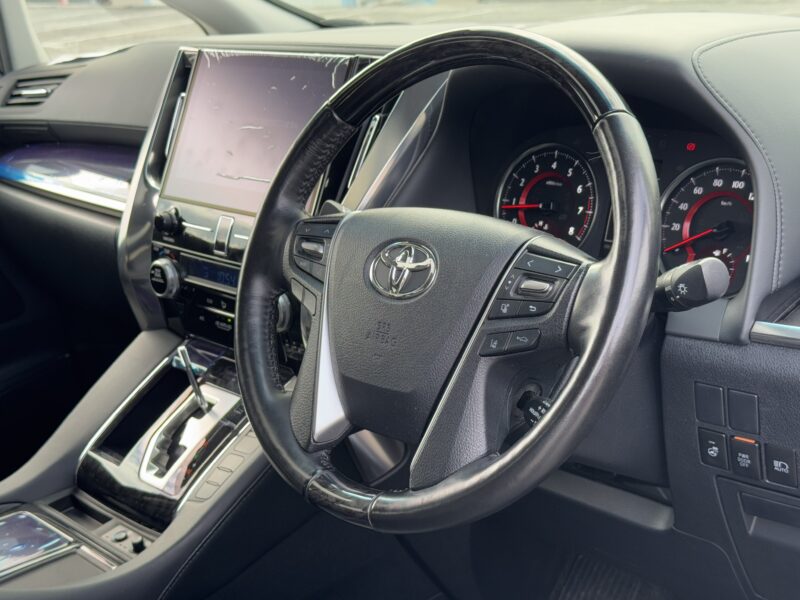 TOYOTA ALPHARD 2.5 SC 2020 JBL ENTERTAINMENT