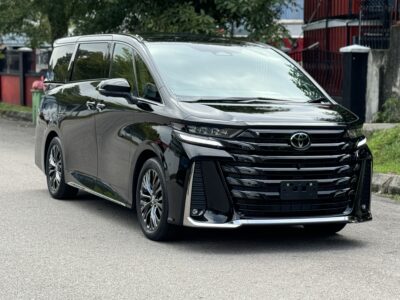 TOYOTA VELLFIRE 2.4 Z PREMIER 2023 RECON UNREGISTER