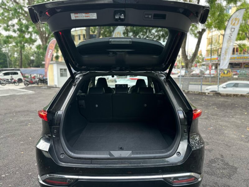 TOYOTA HARRIER 2.0 G LEATHER PCKG 2021