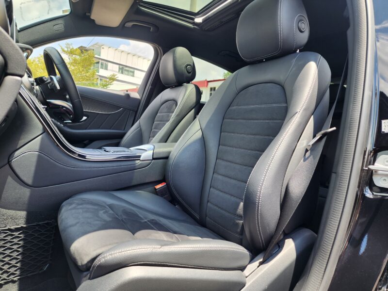 MERCEDES BENZ GLC300 4MATIC COUPE AMG LINE 2020