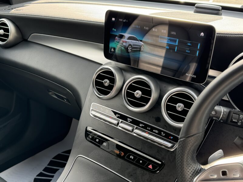 MERCEDES BENZ GLC300 4MATIC AMG LINE 2019 RECON UNREGISTER