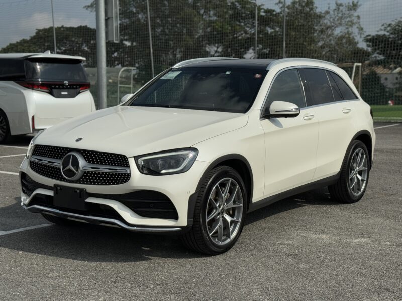 MERCEDES BENZ GLC300 4MATIC AMG LINE 2019 RECON UNREGISTER