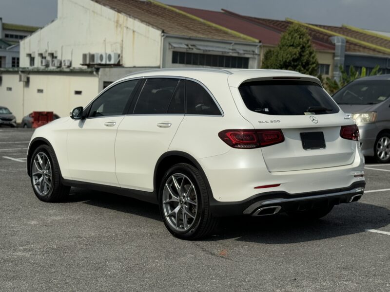 MERCEDES BENZ GLC300 4MATIC AMG LINE 2019 RECON UNREGISTER