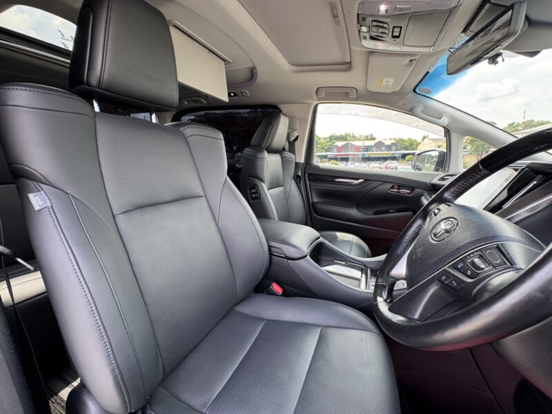 TOYOTA ALPHARD 2.5 SC MODELLISTA VERSION 2 Recon Unregister