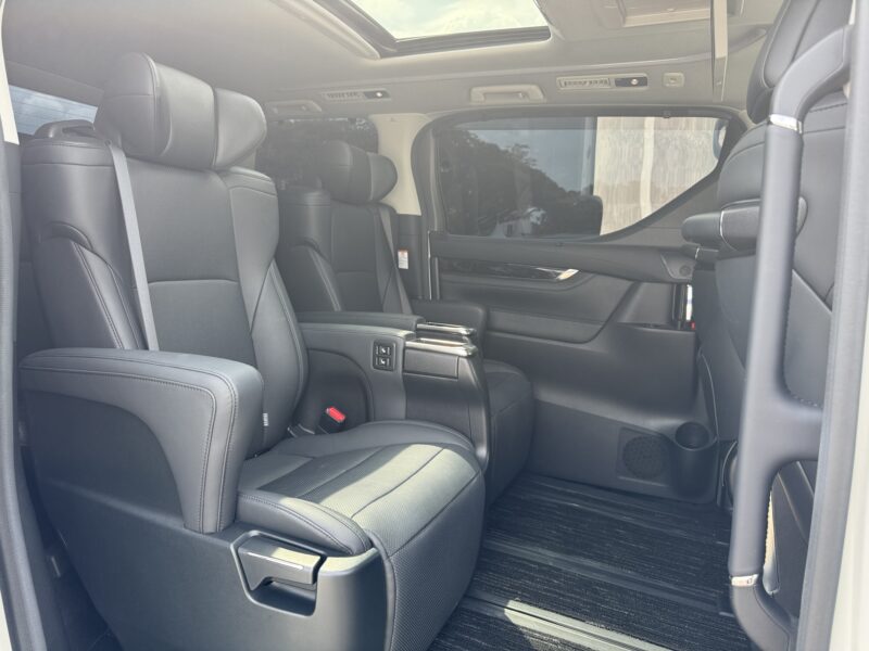 TOYOTA ALPHARD 2.5 SC MODELLISTA VERSION 2 Recon Unregister