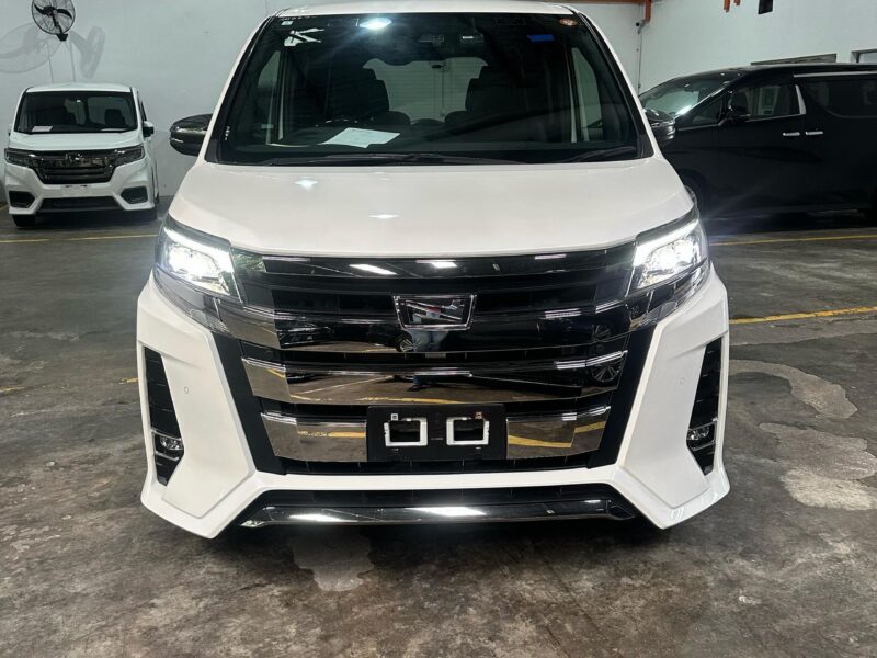 Toyota NOAH Si DOUBLE BYBEE III (A) 2021 RECON UNREGISTER