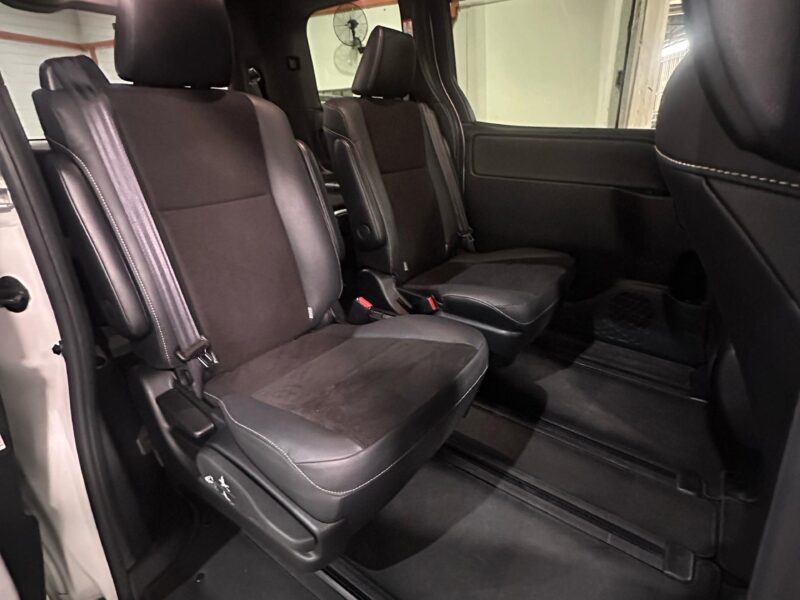 Toyota NOAH Si DOUBLE BYBEE III (A) 2021 RECON UNREGISTER