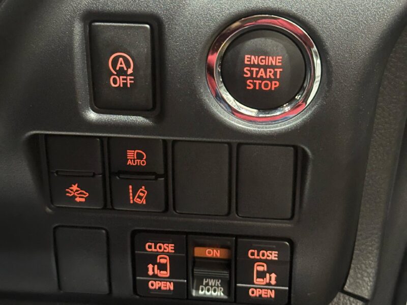 Toyota NOAH Si DOUBLE BYBEE III (A) 2021 RECON UNREGISTER