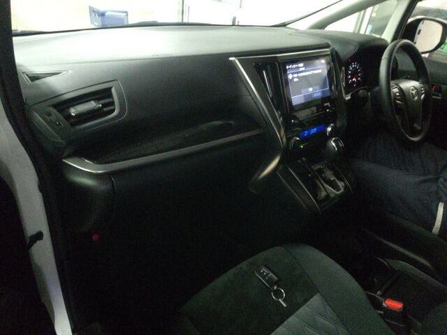 TOYOTA VELLFIRE 2.5 Z (8 SEATER) 2021 RECON UNREGISTER
