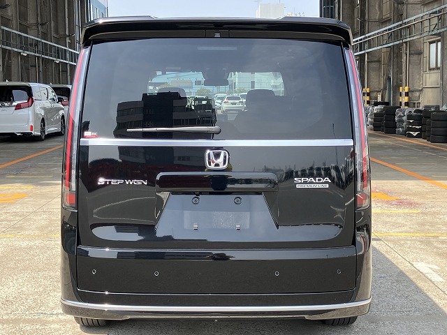 HONDA STEPWAGON 1.5 SPADA PREMIUM LINE (7 SEATER) 2023