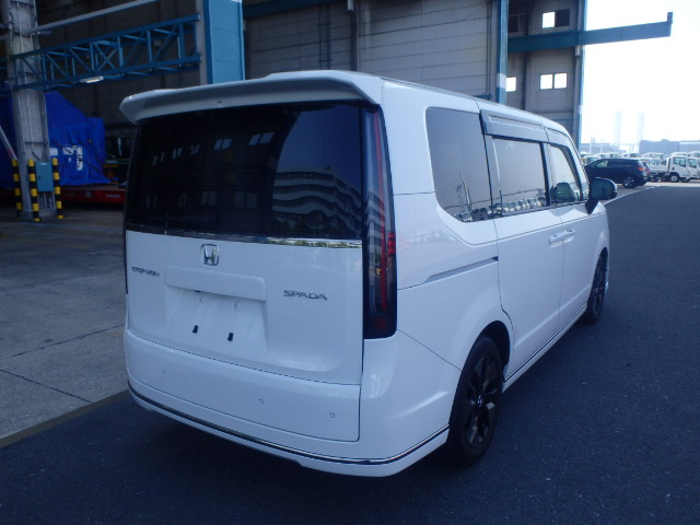 HONDA STEPWAGON 1.5 SPADA (7 SEATER) 2022 RECON UNREGISTER