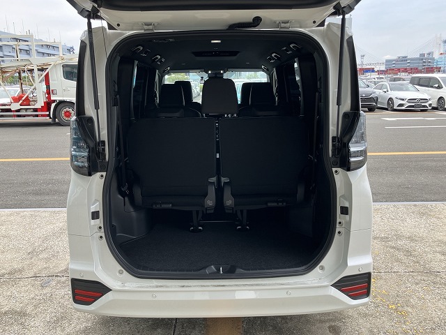 [GRADE 5A] TOYOTA VOXY 2.0 S-Z (7 SEATER) 2022