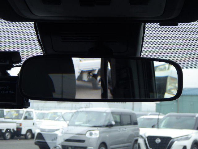 [MODELLISTA] TOYOTA VOXY 2.0 ZS KIRAMEKI 3 (7 SEATER) 2021