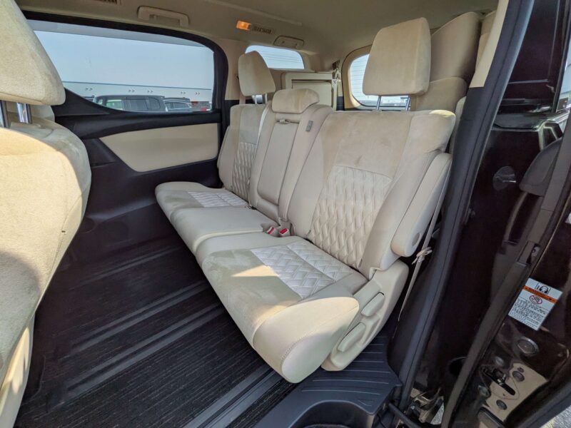 TOYOTA ALPHARD 2.5 X (8 SEATER) 2020