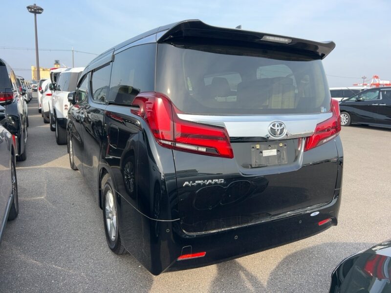 TOYOTA ALPHARD 2.5 X (8 SEATER) 2020
