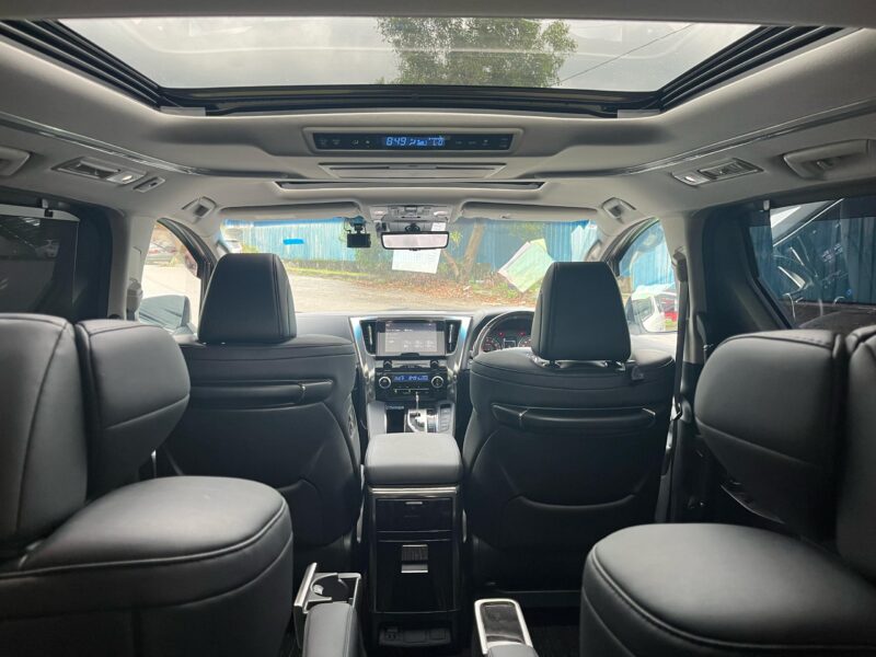 TOYOTA ALPHARD 2.5 SC (7 SEATER) 2021 RECON UNREGISTER