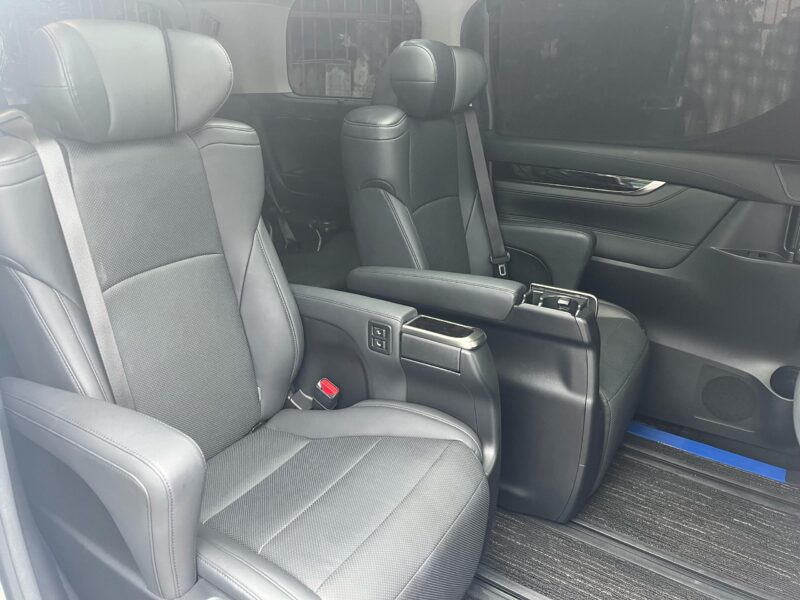 TOYOTA ALPHARD 2.5 SC (7 SEATER) 2021 RECON UNREGISTER