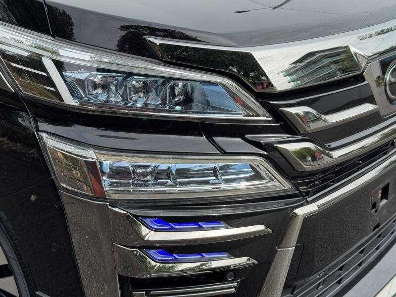 TOYOTA VELLFIRE 2.5 ZG (7 SEATER) 2020 FULLY LOADED