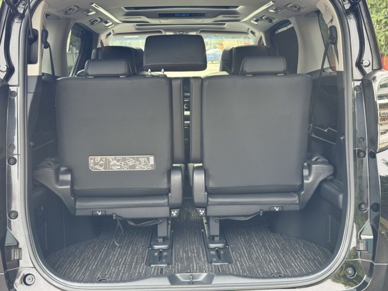 TOYOTA VELLFIRE 2.5 ZG (7 SEATER) 2020 FULLY LOADED
