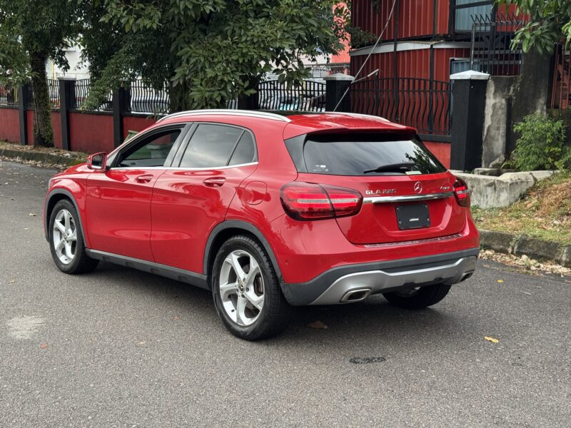 MERCEDES BENZ GLA220 4MATIC 2020 RECON UNREGISTER