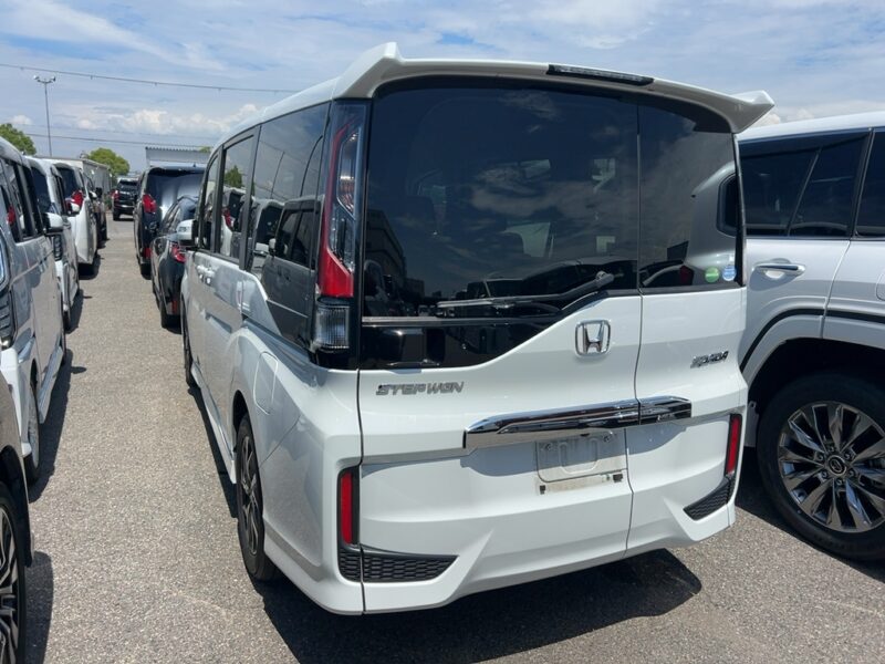 HONDA STEPWAGON 1.5 SPADA HONDA SENSING (7 SEATER) 2021