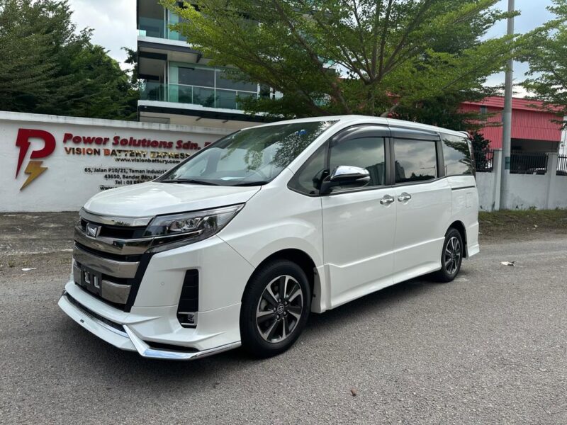 TOYOTA NOAH 2.0 Si DOUBLE BYBEE III (7 SEATER) 2021