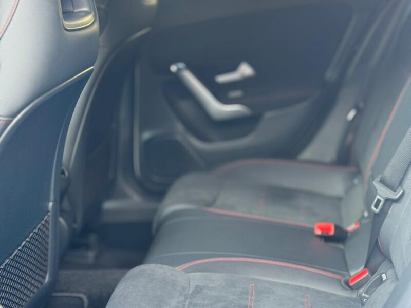 MERCEDES BENZ CLA250 4MATIC AMG LINE 2022
